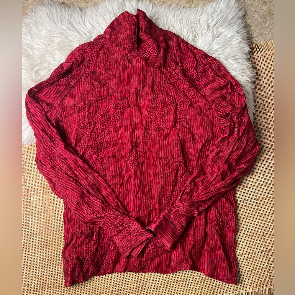 👚 Red Silk Animal Print Blouse 👚